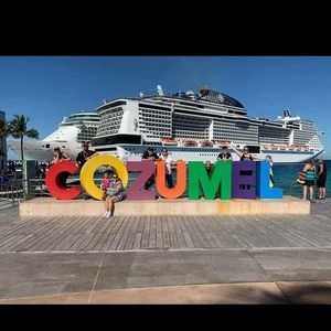 Meet your Posher, Debbie